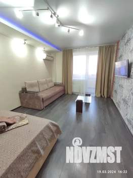 1-к квартира, посуточно, 40м2, 2/16 этаж