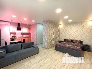 Студия квартира, посуточно, 42м2, 5/17 этаж