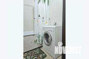 1-к квартира, посуточно, 43м2, 8/10 этаж