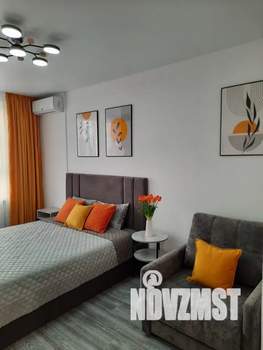 1-к квартира, посуточно, 35м2, 18/21 этаж