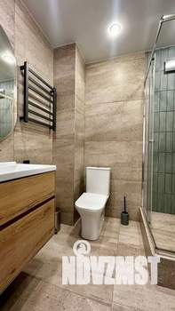 Студия квартира, посуточно, 35м2, 1/3 этаж