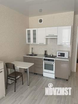 Студия квартира, на длительный срок, 28м2, 3/17 этаж