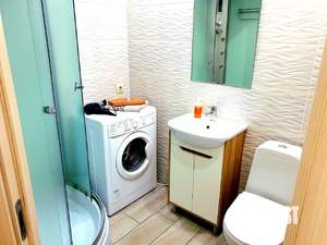 2-к квартира, посуточно, 50м2, 1/1 этаж