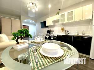 2-к квартира, посуточно, 49м2, 17/25 этаж