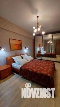 1-к квартира, посуточно, 57м2, 1/1 этаж