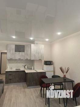 Студия квартира, посуточно, 33м2, 11/21 этаж