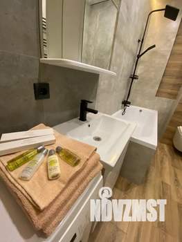 1-к квартира, посуточно, 38м2, 18/20 этаж
