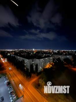 Студия квартира, посуточно, 40м2, 16/17 этаж