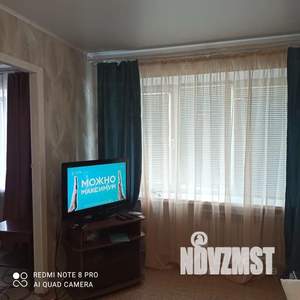 2-к квартира, посуточно, 40м2, 3/5 этаж