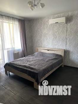 1-к квартира, посуточно, 35м2, 1/9 этаж