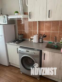 1-к квартира, посуточно, 37м2, 1/5 этаж