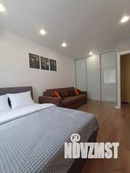 1-к квартира, посуточно, 43м2, 1/1 этаж