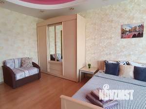 2-к квартира, посуточно, 75м2, 3/9 этаж