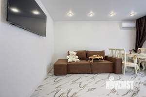 2-к квартира, посуточно, 40м2, 1/1 этаж