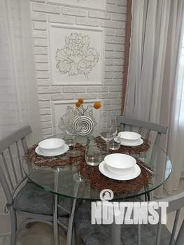 Студия квартира, посуточно, 33м2, 1/9 этаж