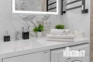 1-к квартира, посуточно, 40м2, 16/23 этаж