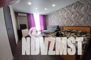 1-к квартира, посуточно, 40м2, 2/24 этаж