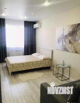 1-к квартира, посуточно, 40м2, 13/22 этаж