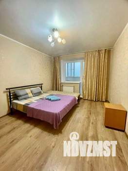 2-к квартира, посуточно, 65м2, 1/1 этаж