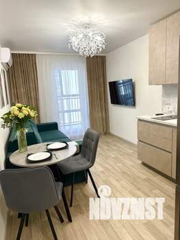 1-к квартира, посуточно, 40м2, 6/8 этаж