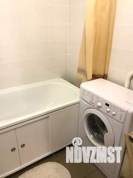 1-к квартира, посуточно, 40м2, 10/16 этаж