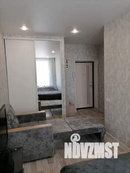 1-к квартира, посуточно, 28м2, 3/8 этаж