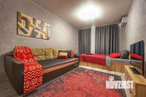 2-к квартира, посуточно, 45м2, 1/1 этаж