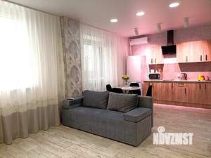 Студия квартира, посуточно, 42м2, 5/17 этаж