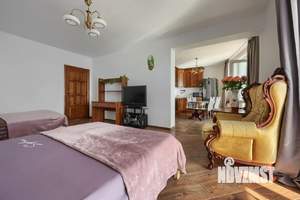 Студия квартира, на длительный срок, 73м2, 12/22 этаж