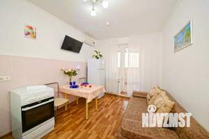 1-к квартира, посуточно, 60м2, 7/25 этаж