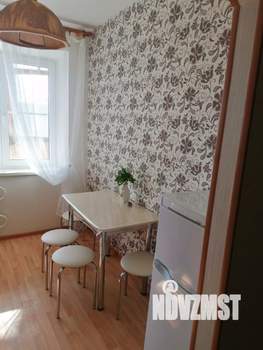 1-к квартира, посуточно, 40м2, 8/9 этаж