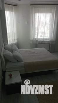 1-к квартира, посуточно, 56м2, 16/27 этаж