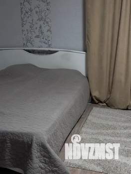 Студия квартира, посуточно, 30м2, 1/5 этаж