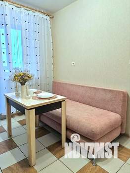 1-к квартира, посуточно, 43м2, 8/10 этаж