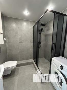 Студия квартира, посуточно, 40м2, 20/20 этаж