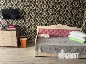 1-к квартира, посуточно, 33м2, 6/9 этаж