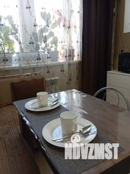 1-к квартира, посуточно, 35м2, 2/5 этаж