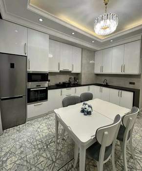 3-к квартира, на длительный срок, 110м2, 11/16 этаж