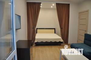 1-к квартира, посуточно, 42м2, 7/12 этаж