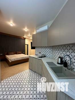 Студия квартира, посуточно, 38м2, 5/10 этаж