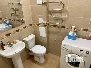 1-к квартира, посуточно, 43м2, 1/1 этаж