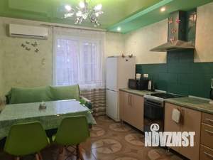 2-к квартира, посуточно, 68м2, 3/15 этаж