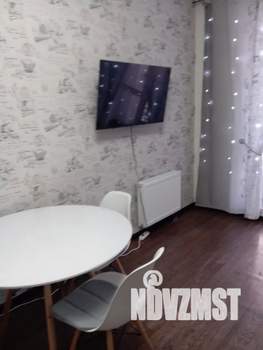 1-к квартира, посуточно, 40м2, 5/16 этаж