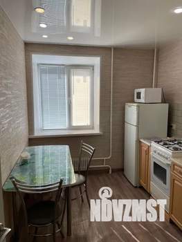 2-к квартира, посуточно, 49м2, 6/10 этаж