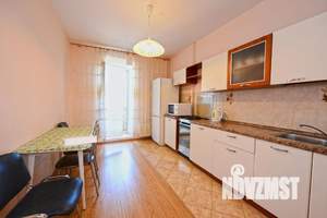 1-к квартира, посуточно, 35м2, 4/10 этаж