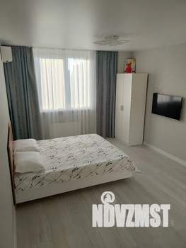 1-к квартира, посуточно, 40м2, 16/17 этаж