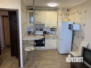 1-к квартира, на длительный срок, 32м2, 10/10 этаж