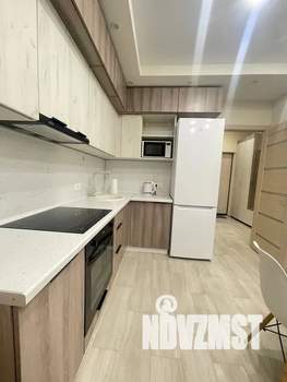 1-к квартира, посуточно, 40м2, 4/10 этаж