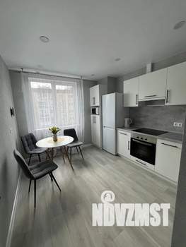 1-к квартира, посуточно, 39м2, 12/20 этаж