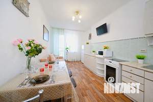 1-к квартира, посуточно, 60м2, 6/22 этаж